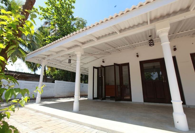 בית מלון כפרי Lavonka Tourist Rest