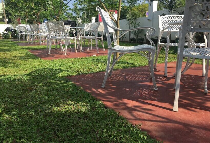 בית מלון כפרי Lavonka Tourist Rest