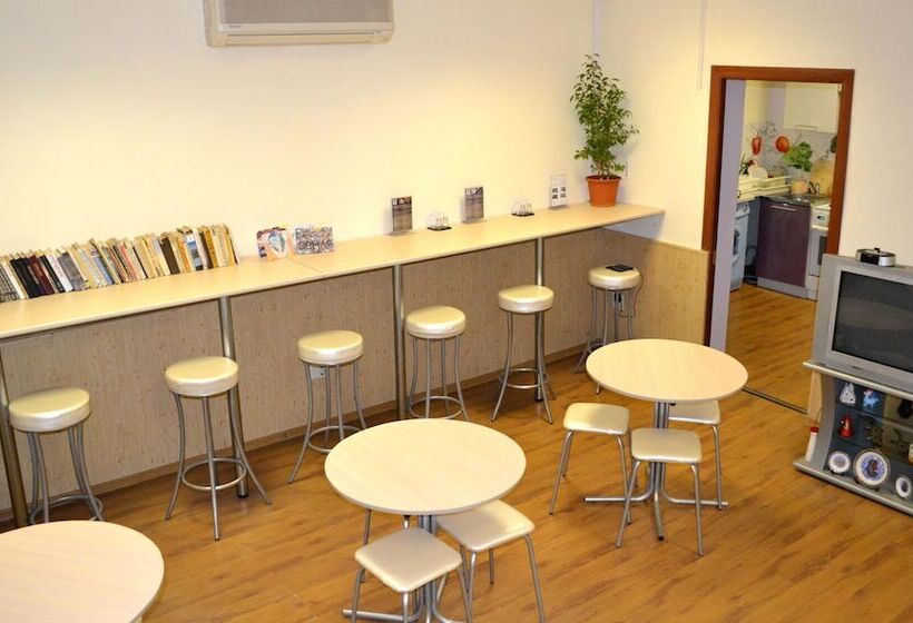 בית מלון כפרי Nerazluchniki   Hostel