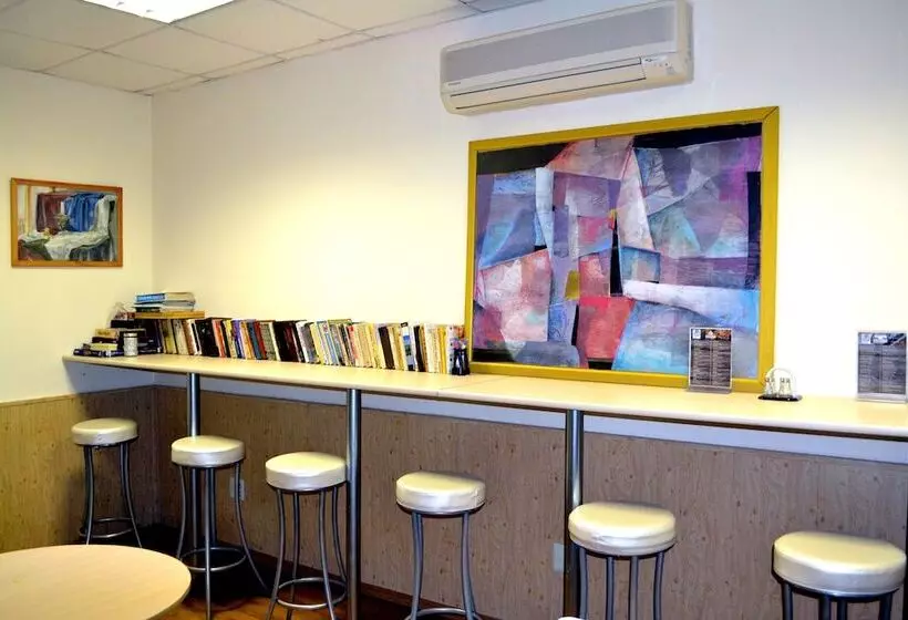 ホテル Nerazluchniki   Hostel