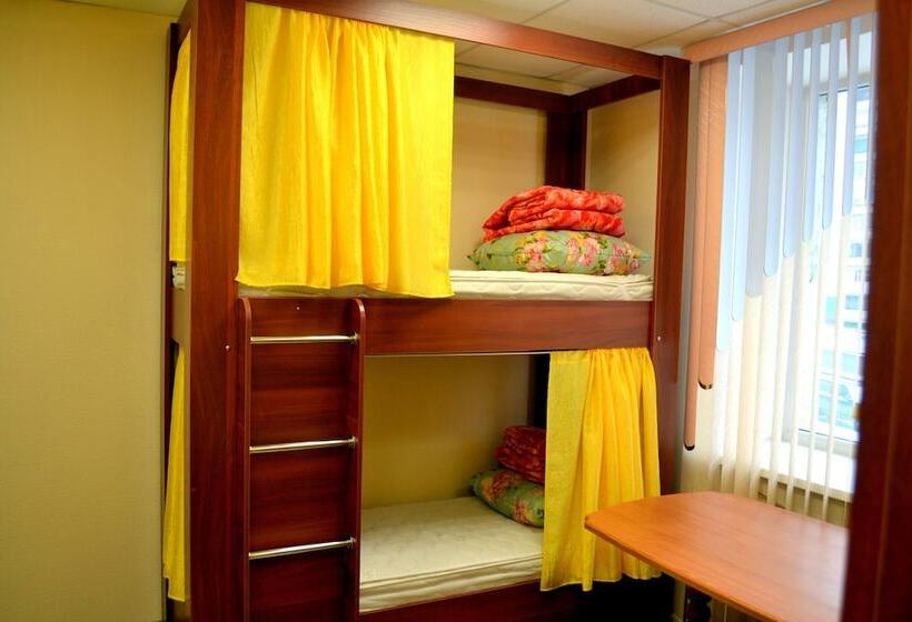 בית מלון כפרי Nerazluchniki   Hostel