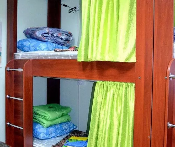 ホテル Nerazluchniki   Hostel