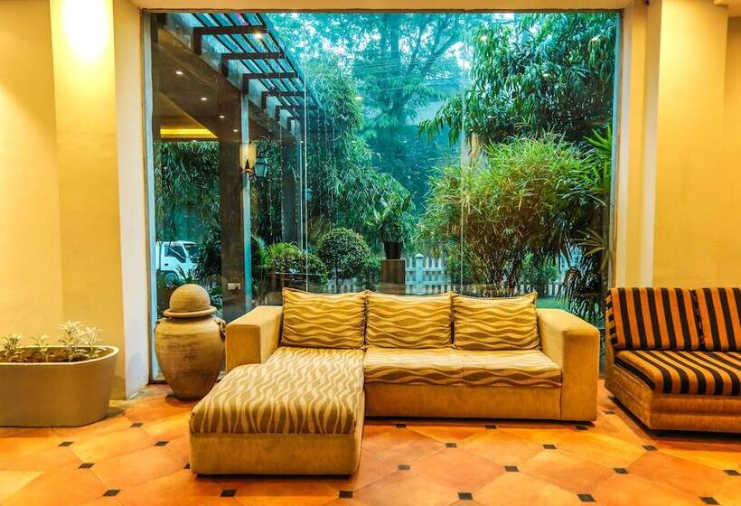 בית מלון כפרי Oak Ray Ella Gap