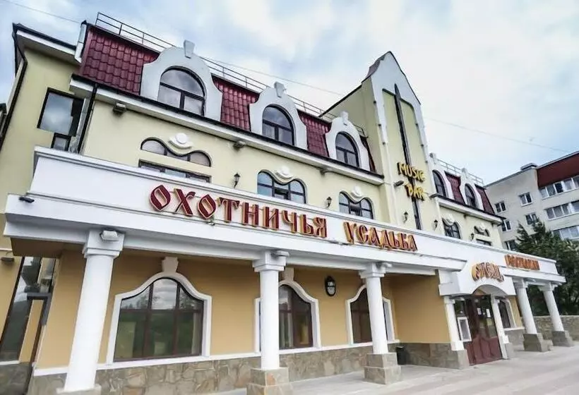 Hotelli Ohotnichia Usadba