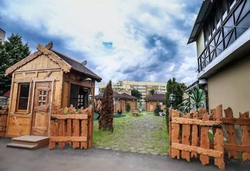 Hotelli Ohotnichia Usadba