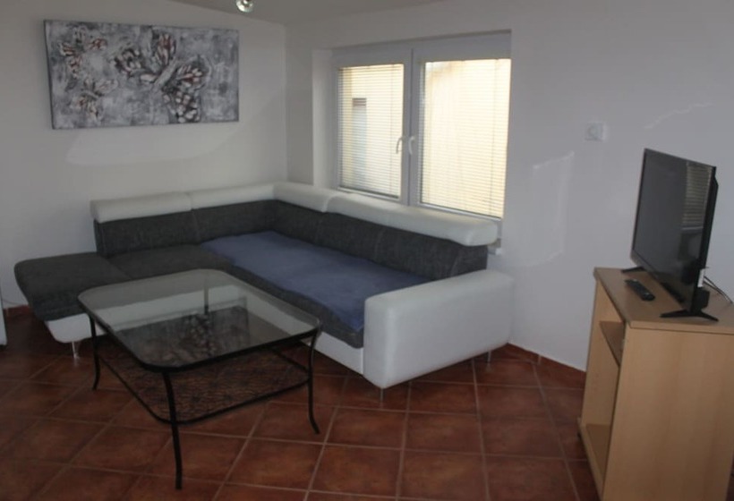 Hotel Penzion 4 Dvory