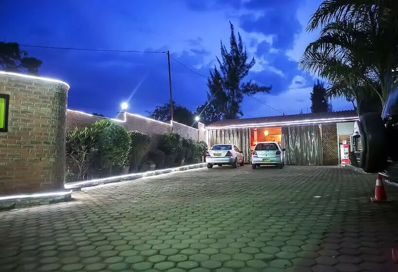هتل St Augustine Apartment &