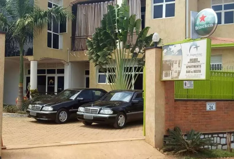 هتل St Augustine Apartment &