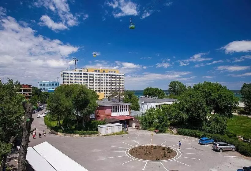 ホテル Sulina International