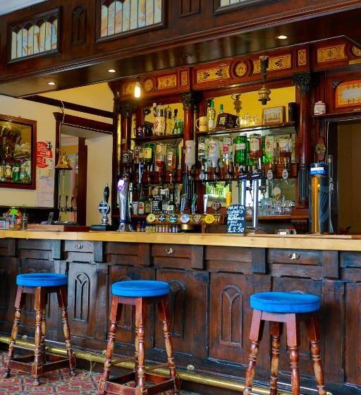 ホテル The Midland Inn