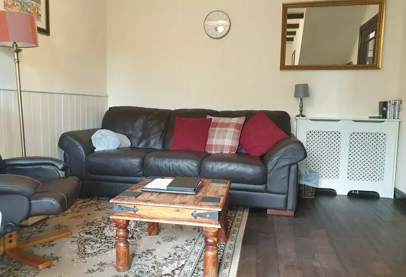 Hotel The Old Coach House