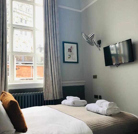 فندق The Old Coffee Tavern