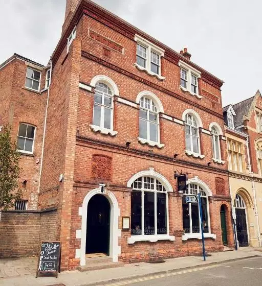 Hotelli The Old Coffee Tavern