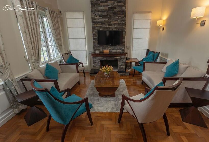 فندق The Tapherini Bungalow