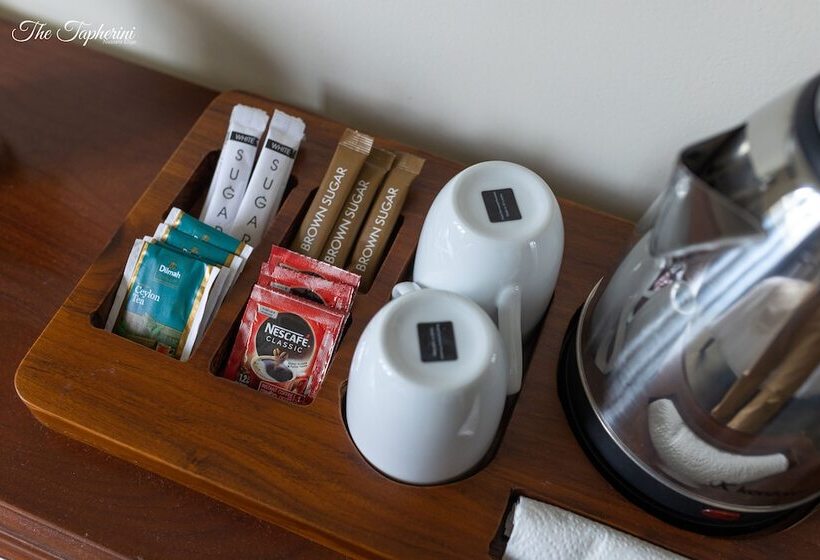 فندق The Tapherini Bungalow