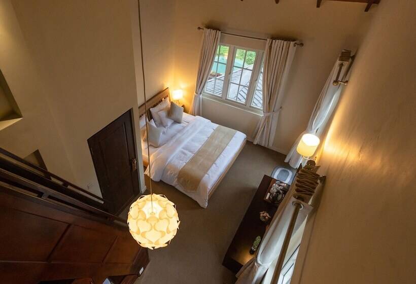 فندق The Tapherini Bungalow