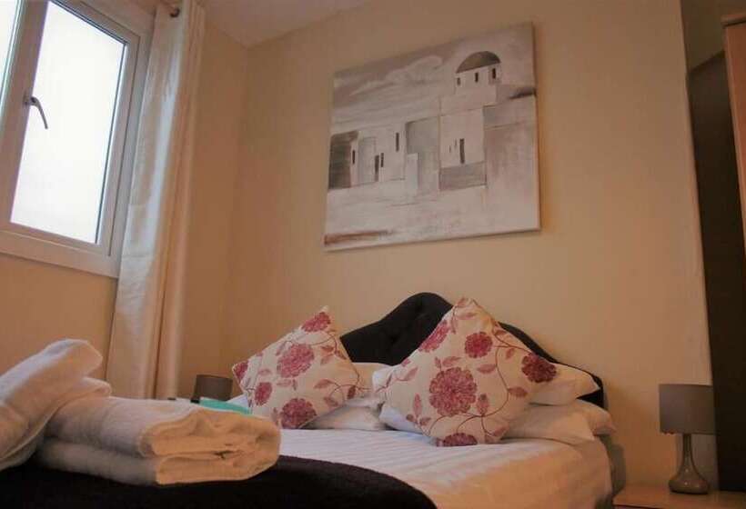 هتل The Winchmore