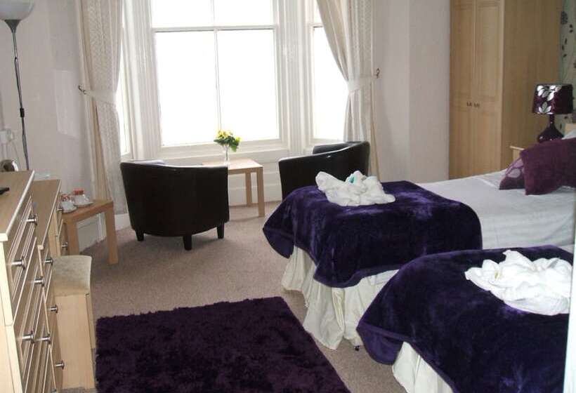 هتل The Winchmore