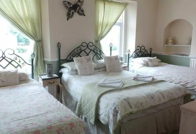 Hotelli Tynedale Guest House