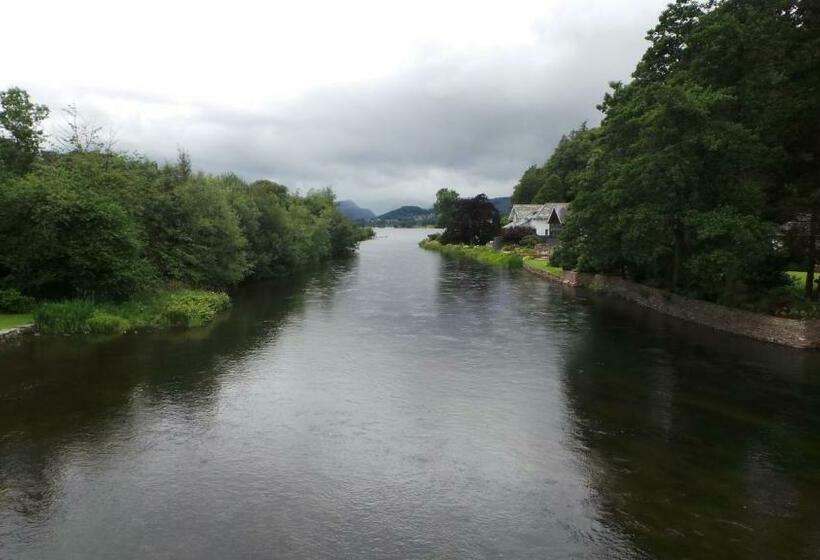 호텔 Tynedale Guest House