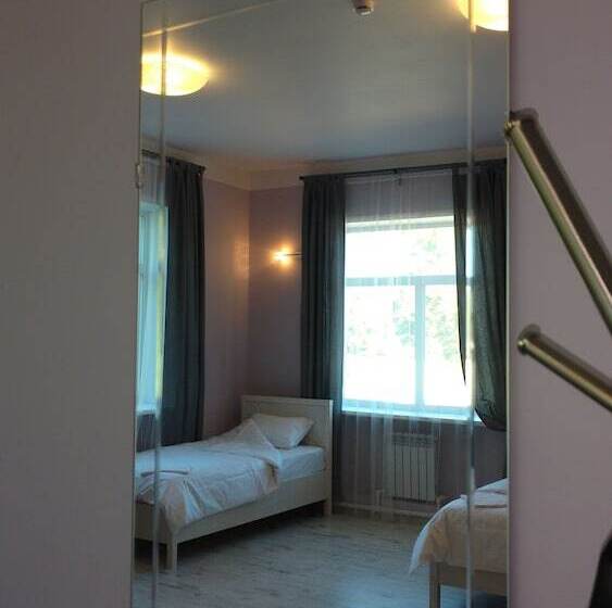 Hôtel V Ugliche   Hostel