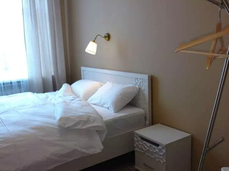 Hotelli V Ugliche   Hostel