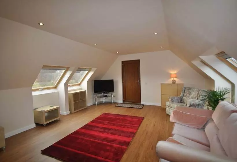 Hotelli Willowbarn Self Catering Rafford