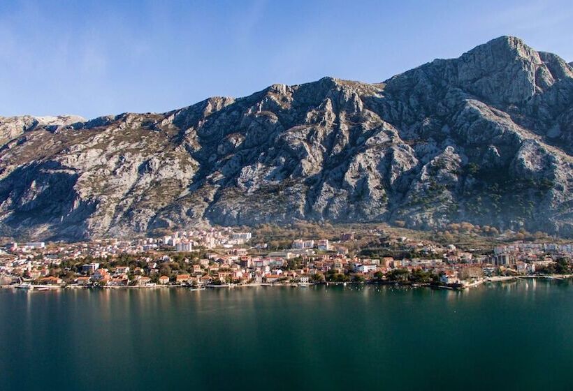 هتل Apartmani Markovic