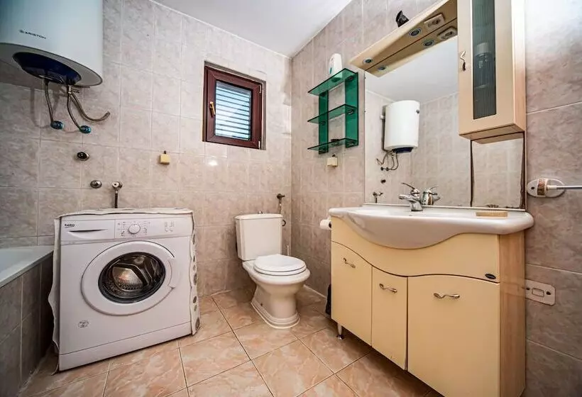 هتل Apartmani Markovic