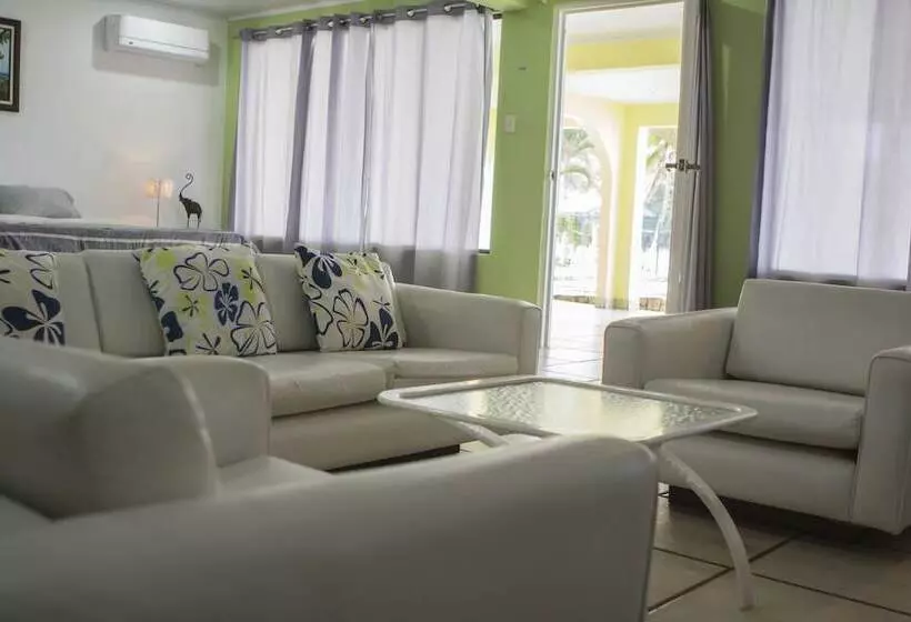 هتل Boutique Playa Bonita