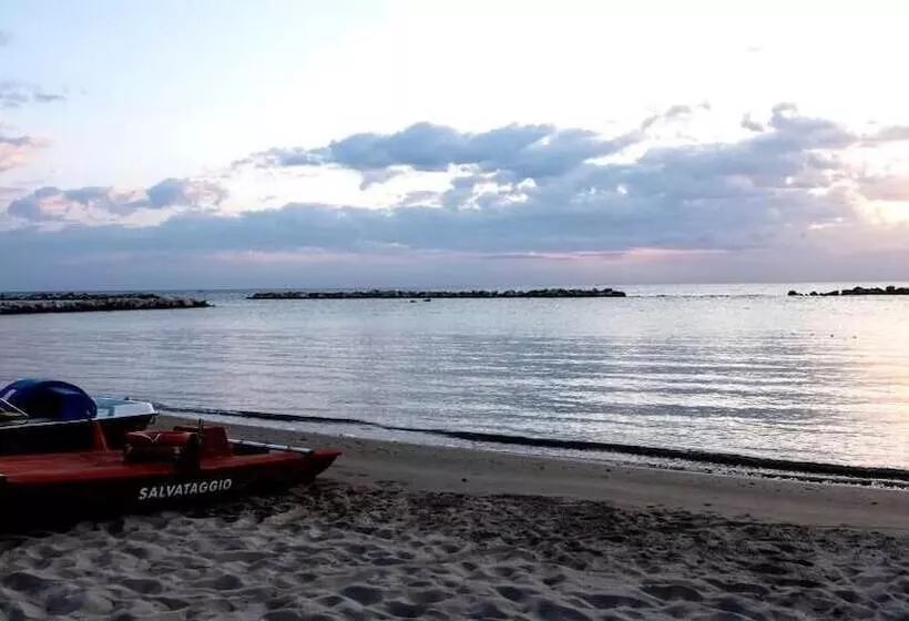 ホテル Diomedea Residence Village