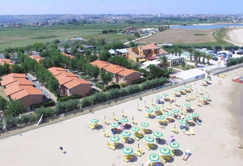 فندق Diomedea Residence Village