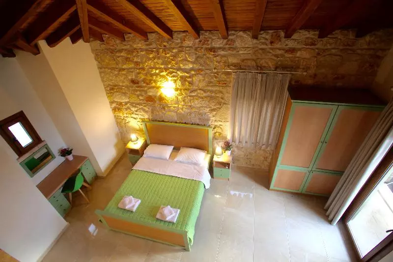 Hotelli Fruit Garden Villa