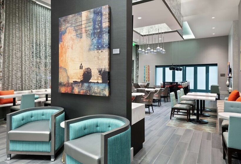 فندق Hampton Inn & Suites Atlanta Buckhead Place