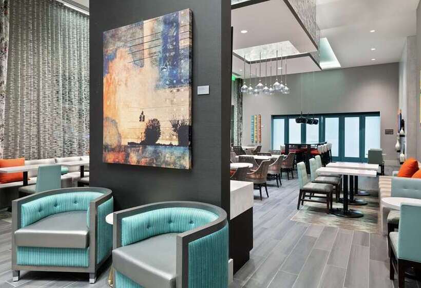 فندق Hampton Inn & Suites Atlanta Buckhead Place