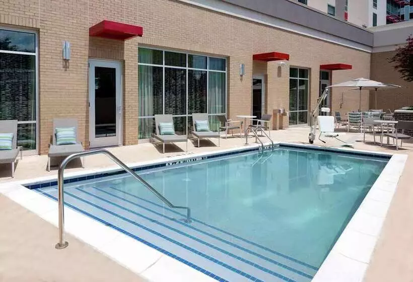 Hotelli Hampton Inn & Suites Atlanta Buckhead Place