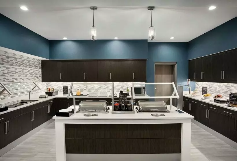 هتل Homewood Suites By Hilton Florence