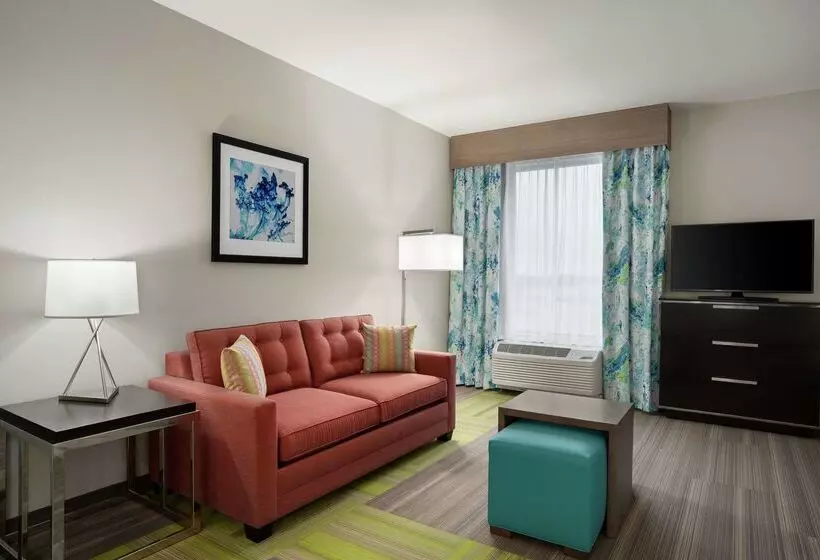 هتل Homewood Suites By Hilton Florence