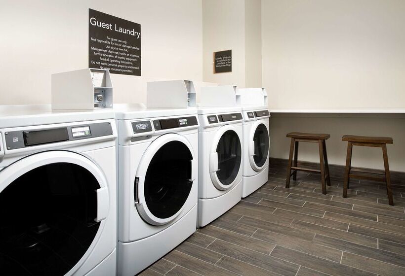 ホテル Homewood Suites By Hilton Kansas City Speedway