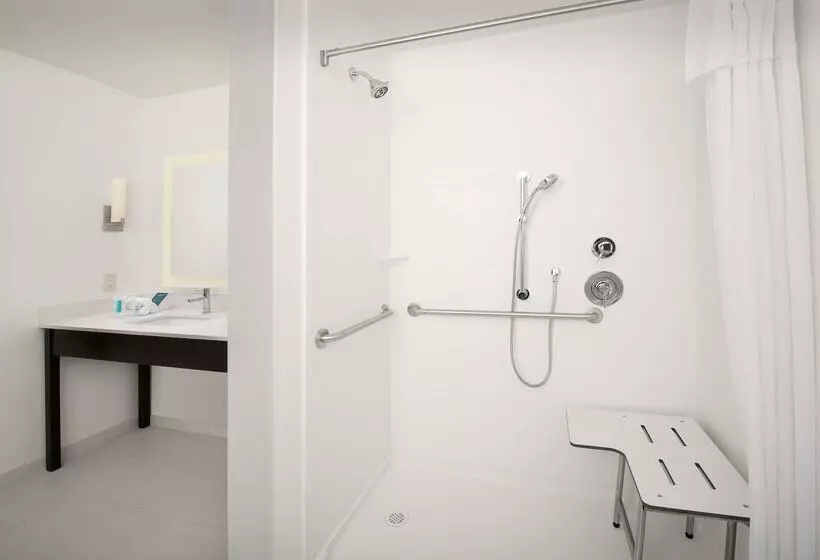 ホテル Homewood Suites By Hilton Kansas City Speedway