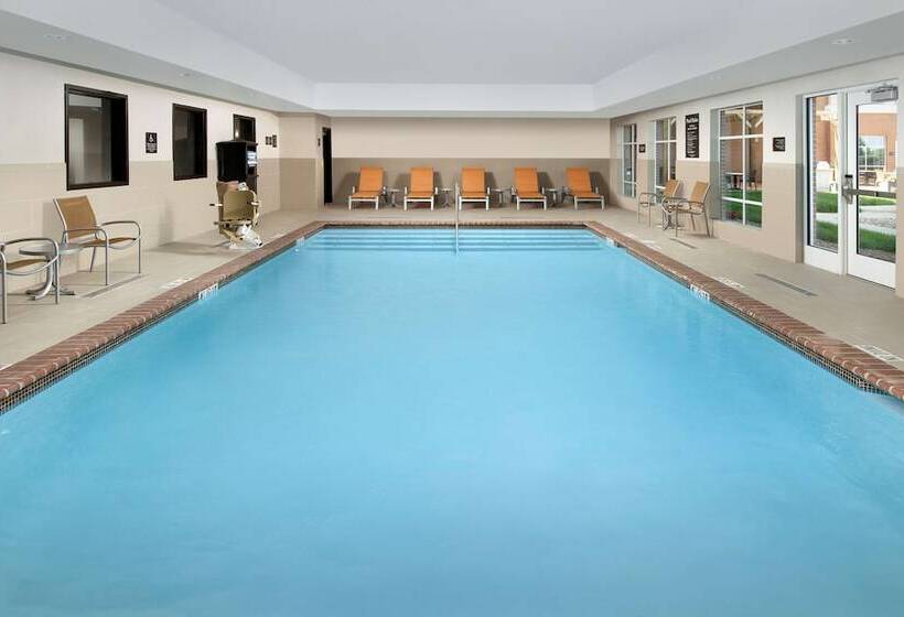 ホテル Homewood Suites By Hilton Kansas City Speedway