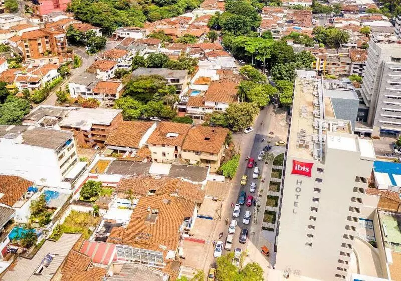 ホテル Ibis Cali Granada