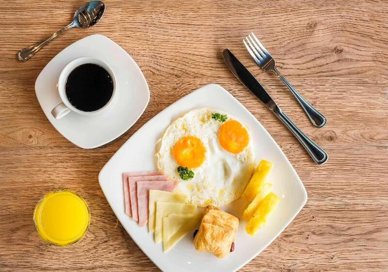 Otel Ibis Cali Granada