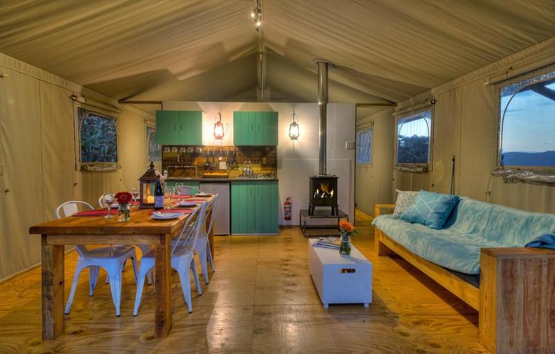 Отель Ingwe Forest Cabins & Adventures