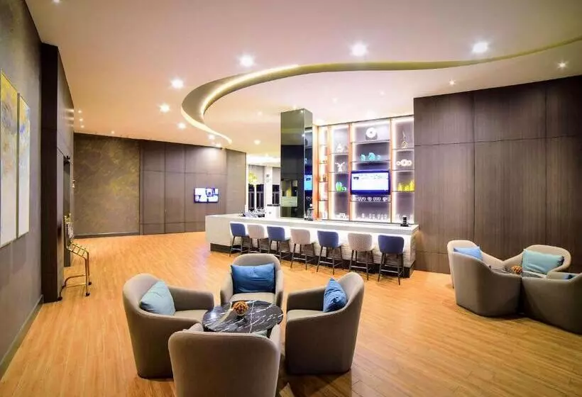 ホテル Mercure Selangor Selayang