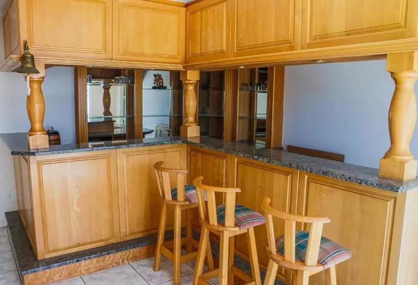 هتل Riversea Guesthouse