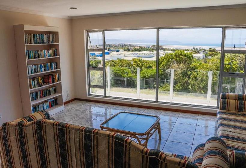 ホテル Riversea Guesthouse