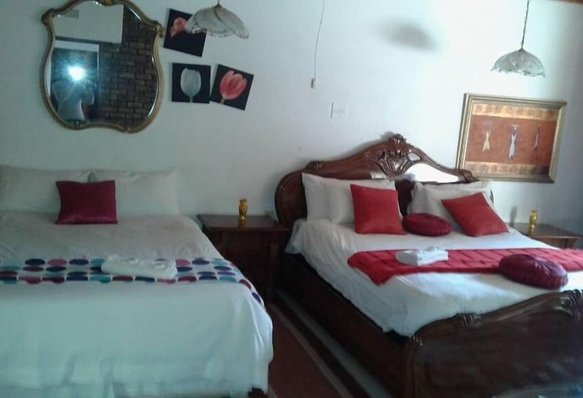 酒店 Royal Olympia Lodges & Safaris Rsa