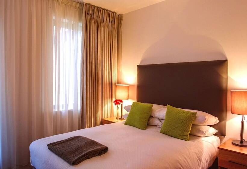 酒店 Royal Olympia Lodges & Safaris Rsa