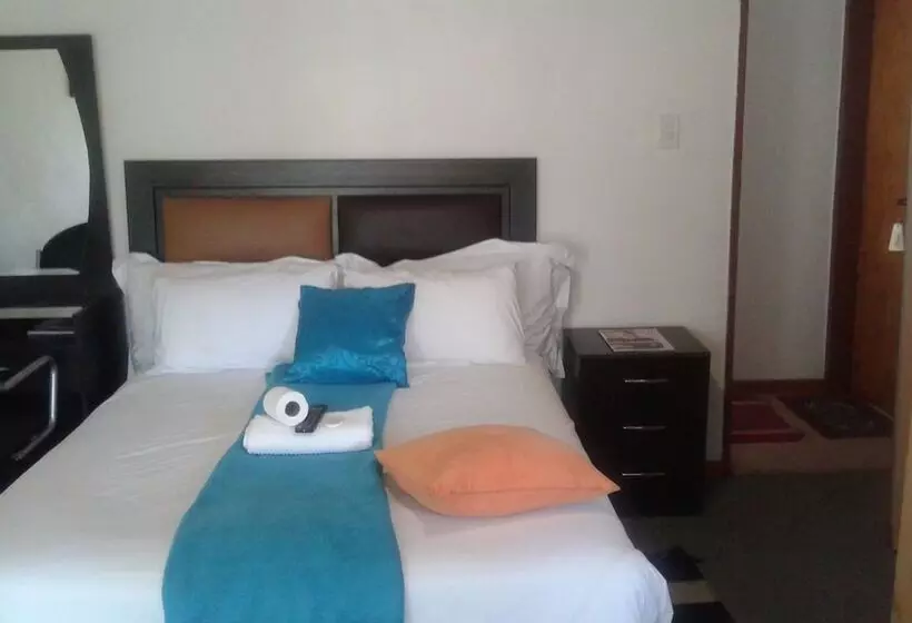 ホテル Royal Olympia Lodges & Safaris Rsa